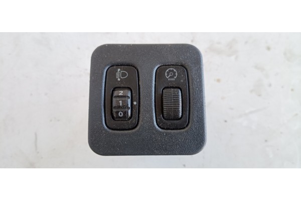 Recambio de mando luces para mitsubishi montero (v60/v70) 3.2 di-d avance (5-ptas.) referencia OEM IAM   