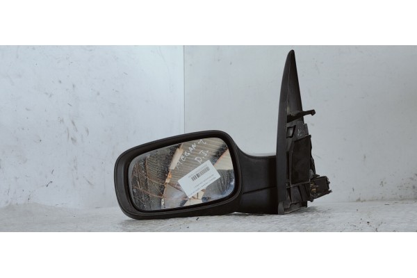 Recambio de retrovisor izquierdo para renault megane ii berlina 5p confort dynamique referencia OEM IAM   