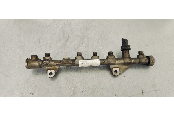 Recambio de rampa inyectora para renault scenic ii emotion referencia OEM IAM 0445214158  