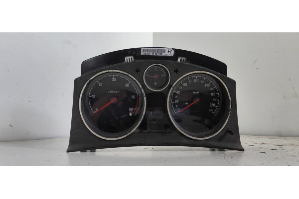 Recambio de cuadro instrumentos para opel astra h berlina 1.7 16v cdti referencia OEM IAM 13267544  