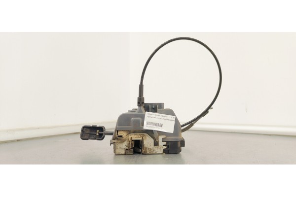 Recambio de cerradura puerta trasera derecha para renault scenic ii emotion referencia OEM IAM   