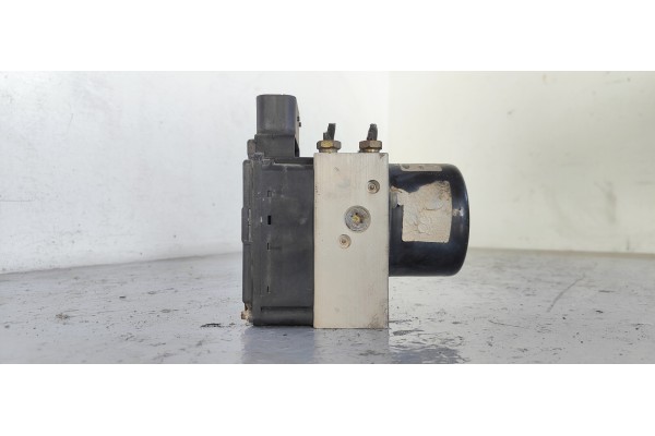 Recambio de abs para ford focus berlina (cak) ambiente referencia OEM IAM 98AG2M110CA  