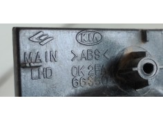 Recambio de mando elevalunas delantero izquierdo para kia carens 1.6 cat referencia OEM IAM 4554901110  