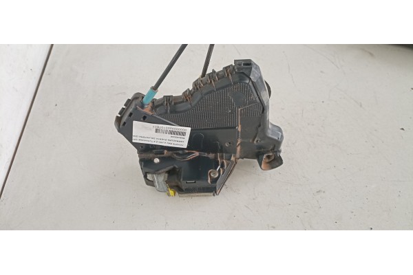 Recambio de cerradura puerta delantera izquierda para toyota rav 4 (a3) 2.2 turbodiesel cat referencia OEM IAM 6A8032002  