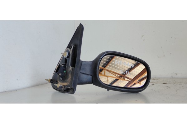 Recambio de retrovisor derecho para renault megane i classic (la0) 1.9 dti rn (laon) referencia OEM IAM   