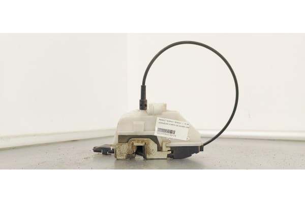 Recambio de cerradura puerta delantera derecha para renault scenic ii emotion referencia OEM IAM   