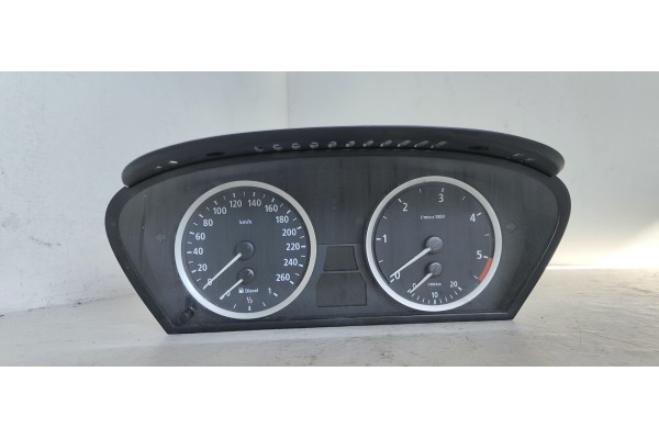 Recambio de cuadro instrumentos para bmw serie 5 touring (e61) 530d referencia OEM IAM 62116958600  