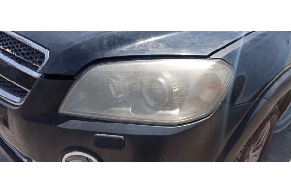 Recambio de faro izquierdo para chevrolet captiva 2.0 vcdi ltx referencia OEM IAM   