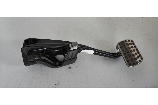 Recambio de pedal freno para mercedes-benz clase b (w246) 1.8 cdi cat referencia OEM IAM A2462920207  