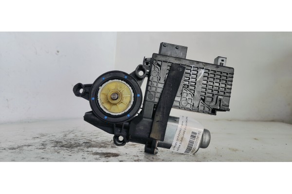 Recambio de motor elevalunas delantero derecho para citroen c4 picasso premier referencia OEM IAM   