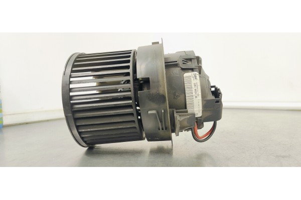 Recambio de motor calefaccion para peugeot 208 1.6 hdi 92 fap referencia OEM IAM NN108411U  