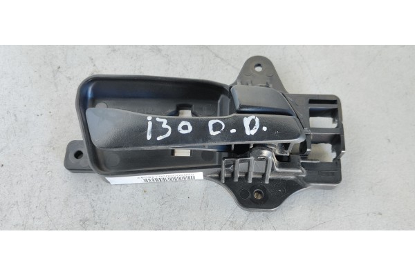 Recambio de maneta interior delantera derecha para hyundai i30 classic referencia OEM IAM 82623FD000  