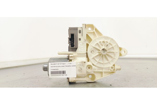 Recambio de motor elevalunas trasero derecho para peugeot 407 st sport referencia OEM IAM 0130822200  