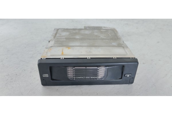 Recambio de sistema audio / radio cd para bmw serie 5 touring (e61) 530d referencia OEM IAM 65126956939  