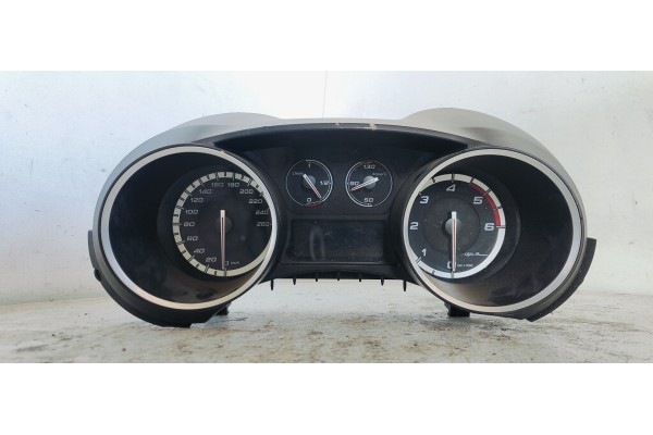 Recambio de cuadro instrumentos para alfa romeo giulietta (191) 1.6jtd 105 fap referencia OEM IAM 50520113  