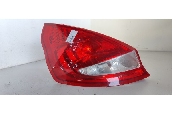 Recambio de piloto trasero izquierdo para ford fiesta (cb1) 1.4 tdci cat referencia OEM IAM 8A6113405A  