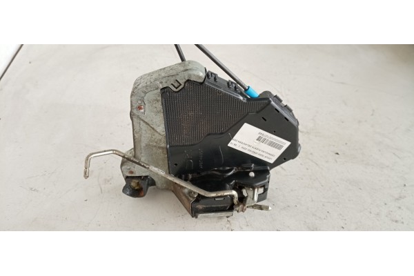 Recambio de cerradura puerta delantera derecha para lexus is200 (ds2/is2) 220d referencia OEM IAM   