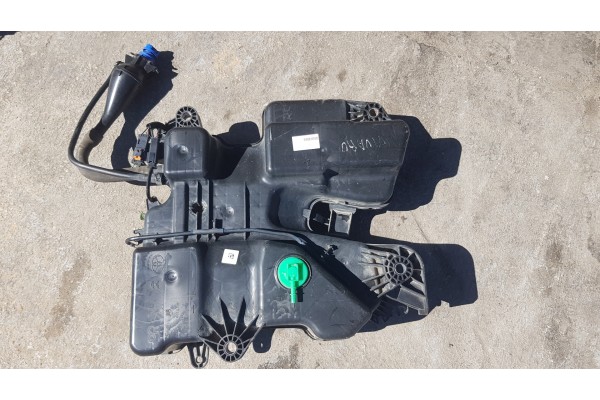 Recambio de deposito adblue para opel vivaro furgón 2.0 cdti 123 fap referencia OEM IAM   