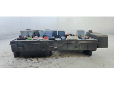 Recambio de caja reles / fusibles para opel insignia berlina expression referencia OEM IAM 13345494  