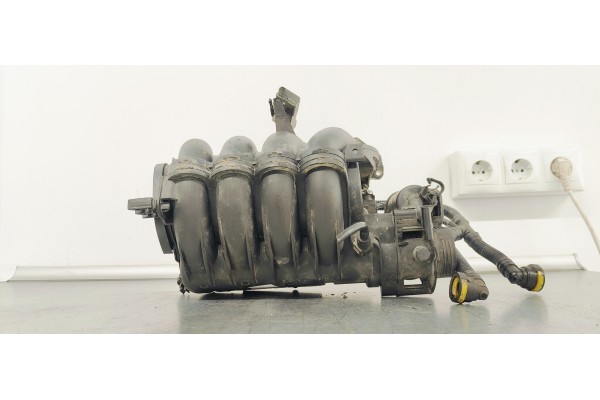 Recambio de colector admision para citroen c4 berlina collection referencia OEM IAM 9649510080  