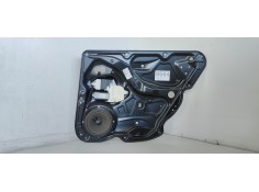 ELEVALUNAS TRASERO DERECHO 