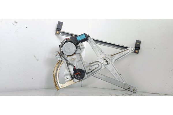 Recambio de elevalunas trasero derecho para kia sorento 2.5 crdi ex referencia OEM IAM   