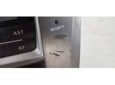 Recambio de sistema audio / radio cd para lexus is200 (ds2/is2) 220d referencia OEM IAM 8612053370  