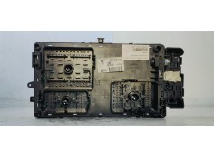 Recambio de caja reles / fusibles para opel insignia berlina expression referencia OEM IAM 13345494  