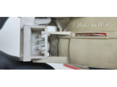 Recambio de piloto trasero derecho interior para bmw serie 5 touring (e61) 530d referencia OEM IAM 7165830  