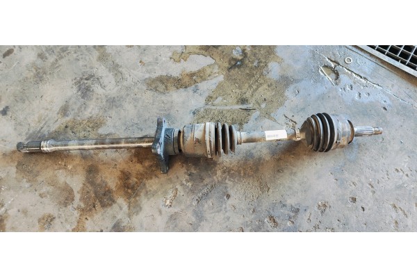 Recambio de transmision delantera derecha para kia sorento 2.5 crdi ex referencia OEM IAM   