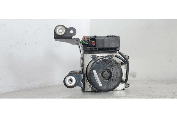 Recambio de abs para volvo xc60 2.4 d referencia OEM IAM 8G9N2C405AC  