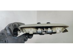 Recambio de luz interior para dodge caliber 2.0i 155 referencia OEM IAM 5JG63TRMA  