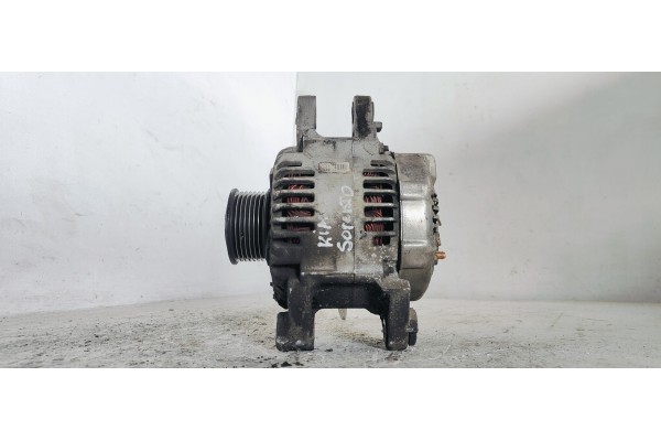 Recambio de alternador para kia sorento 2.5 crdi ex referencia OEM IAM 373004A300  