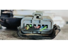 Recambio de cerradura puerta delantera derecha para peugeot 3008 1.2i turbo 130 referencia OEM IAM A04957  