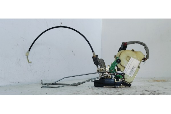 Recambio de cerradura puerta delantera derecha para kia sorento 2.5 crdi ex referencia OEM IAM   