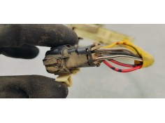 Recambio de cerradura puerta trasera izquierda para kia sorento 2.5 crdi ex referencia OEM IAM   