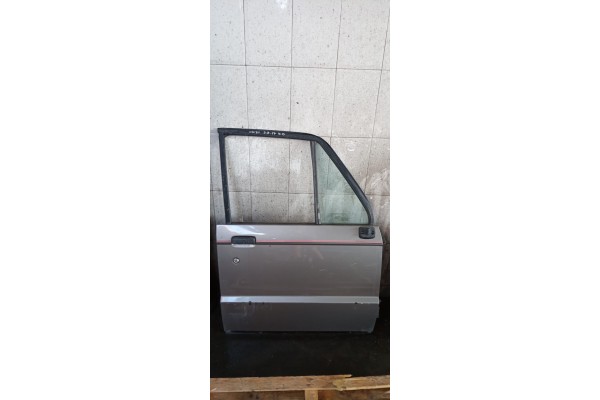 Recambio de puerta delantera derecha para isuzu trooper 2.6 referencia OEM IAM   