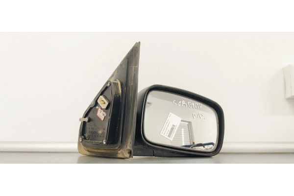 Recambio de retrovisor derecho para kia sorento 2.5 crdi ex referencia OEM IAM E11015754  