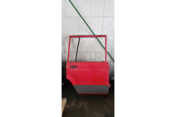Recambio de puerta trasera derecha para isuzu trooper 2.6 referencia OEM IAM   