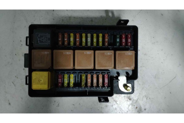 Recambio de caja reles / fusibles para jaguar xj 3.2 v8 32v cat referencia OEM IAM 518020201 152411240901 
