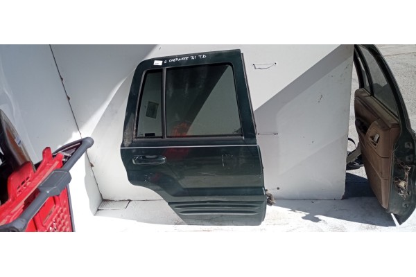 Recambio de puerta trasera derecha para jeep gr.cherokee (wj/wg) 4.7 v8 cat referencia OEM IAM   