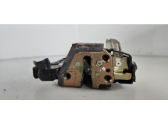 Recambio de cerradura puerta delantera derecha para toyota avensis berlina (t25) 2.0 d-cat referencia OEM IAM   