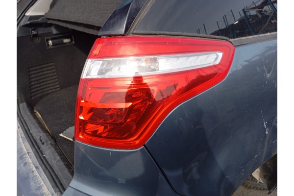 Recambio de piloto trasero derecho para citroen c4 picasso tonic referencia OEM IAM   