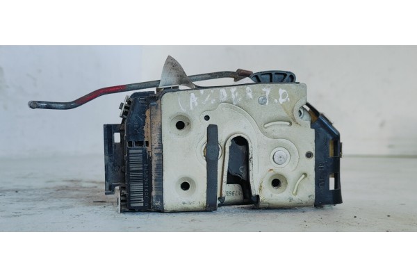 Recambio de cerradura puerta trasera derecha para dodge caliber 2.0i 155 referencia OEM IAM 04589414AC  
