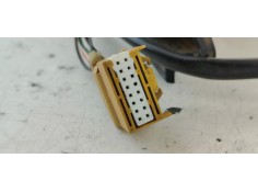 Recambio de retrovisor izquierdo para audi a4 berlina (8e) 2.0 20v cat (alt) referencia OEM IAM   