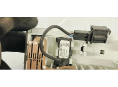 Recambio de luz interior para seat ibiza iv berlina 1.2 tdi 75 fap referencia OEM IAM 3B0947105C  