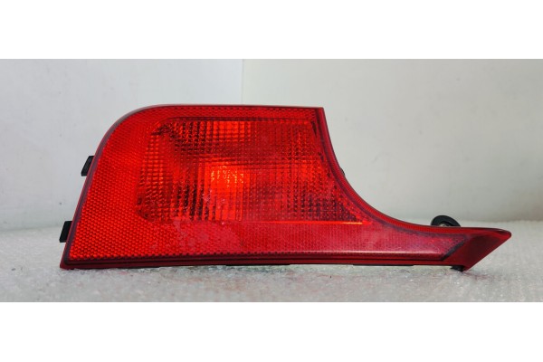 Recambio de piloto trasero izquierdo paragolpes para ssangyong rexton 2.2 xdi 180 fap referencia OEM IAM 8390136010  