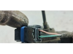 Recambio de cerradura puerta trasera derecha para renault scenic iii 1.6dci 130 fap referencia OEM IAM 825020033R  