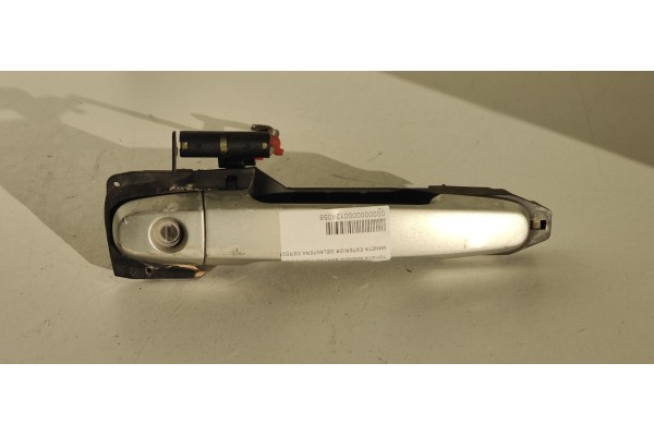 Recambio de maneta exterior delantera derecha para toyota avensis berlina (t25) 2.0 d-cat referencia OEM IAM   