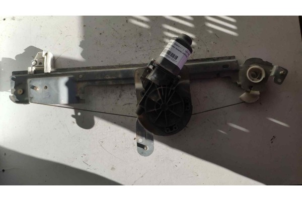 Recambio de elevalunas trasero derecho para renault scenic ii 1.4 16v referencia OEM IAM 400750M  